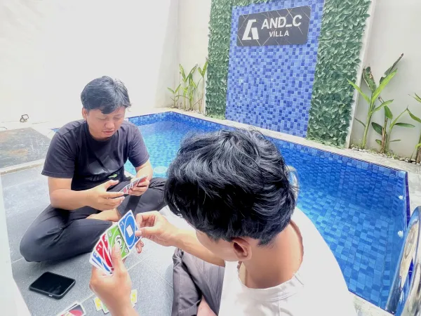 FOTO And C Header B (1)